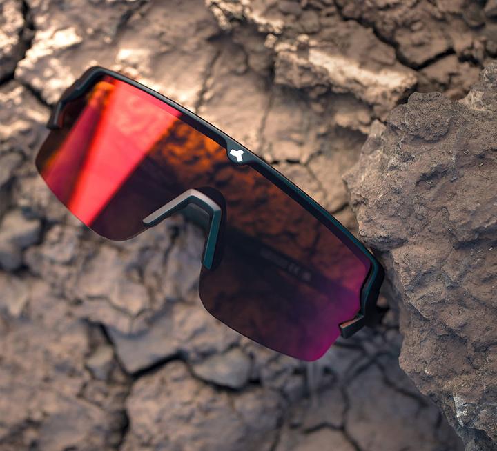 Actual product image Tripoint 008 Lake Prespa (Matt Black, Red multilayer, Brown)