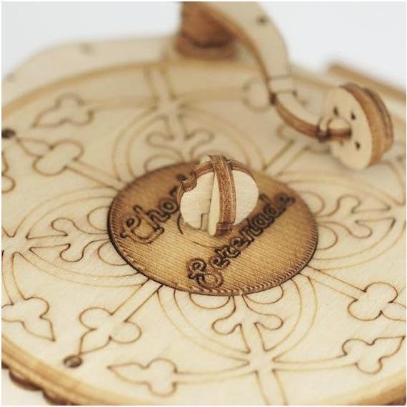 Produktbild Robotime Rolife 3D Holzpuzzle Grammophon 122 Teile