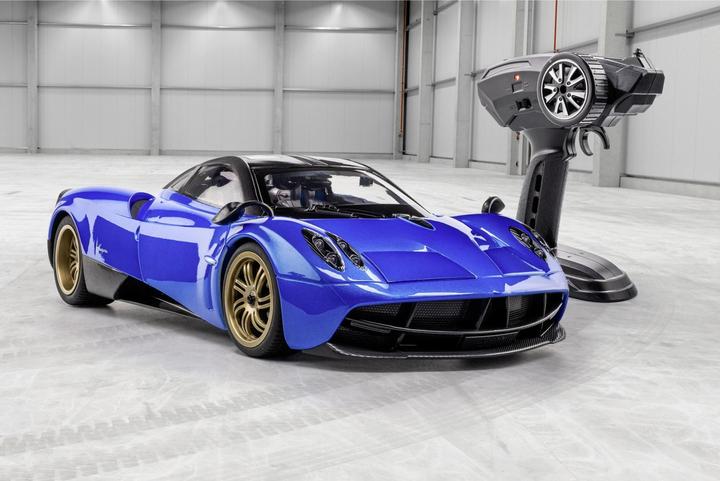 Actual product image Carson 1:14 Pagani Huaira 2.4G 100% RTR blue (RTR Ready-to-Run)