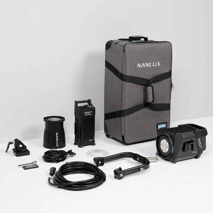 Actual product image Nanlux Evoke 900C ST Kit (Studio light, Video light)