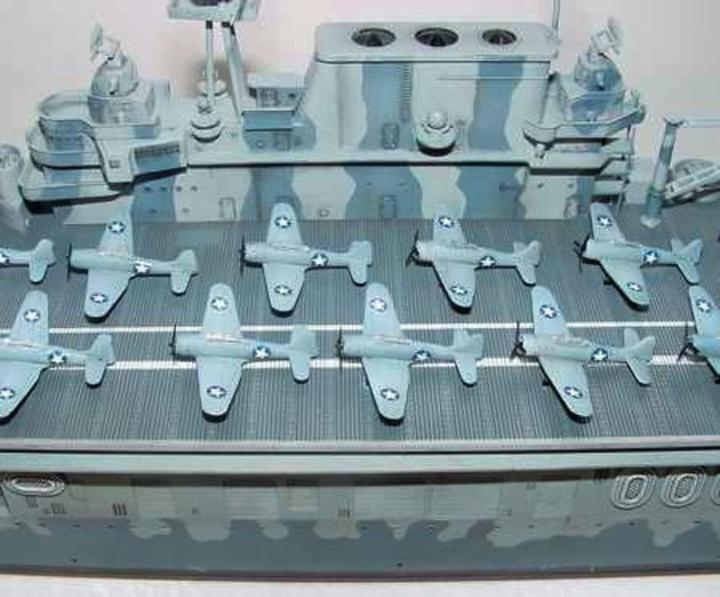 Image du produit Trumpeter Porte-avions USS Hornet CV 8