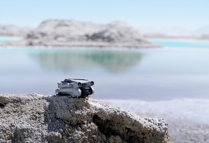 Image du produit DJI Mini 3 Pro (34 min, 249 g, 48 Mpx)