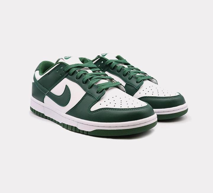Produktbild Nike Dunk Low (44)
