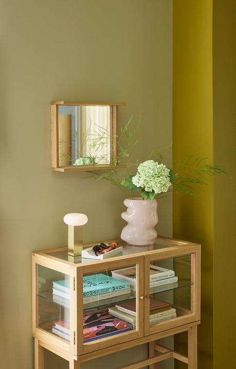 Image du produit Hübsch Low Tragbare Lampe Messingfarben