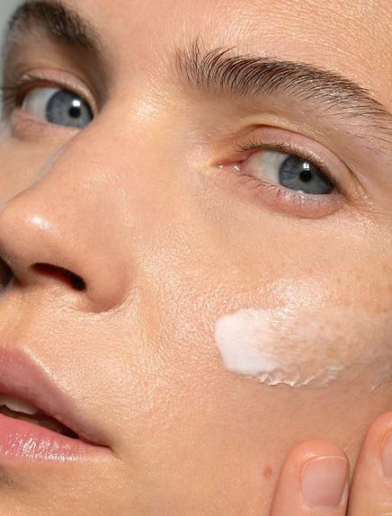 Image du produit Madara MDARA - Plant powered day cream Retinol Alternative (crème de jour à base de plantes) 50 ml (50 ml, Crème de jour)