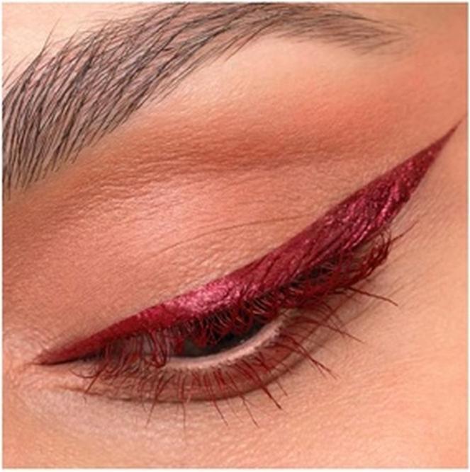 Actual product image Diego dalla Palma Fiery Eyeliner 39 1.7 ml (39 Lava Red)