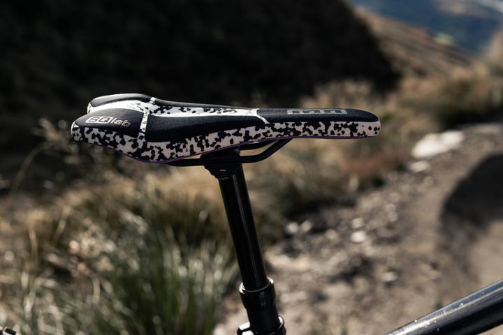 Produktbild Sqlab Saddle 611 ClipOn Infinergy ERGOWAVE active 2.1 ltd. ION