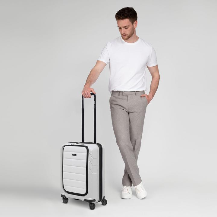 Actual product image Redolz Essentials 17 4-Rollen Kabinentrolley 55 cm Soft-Pocket Laptopfach (46 l)