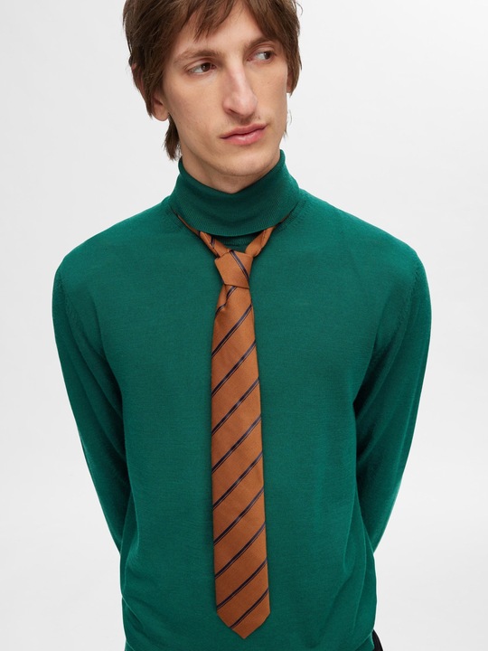 Actual product image Selected Homme 100% merino wool turtleneck jumper (L)