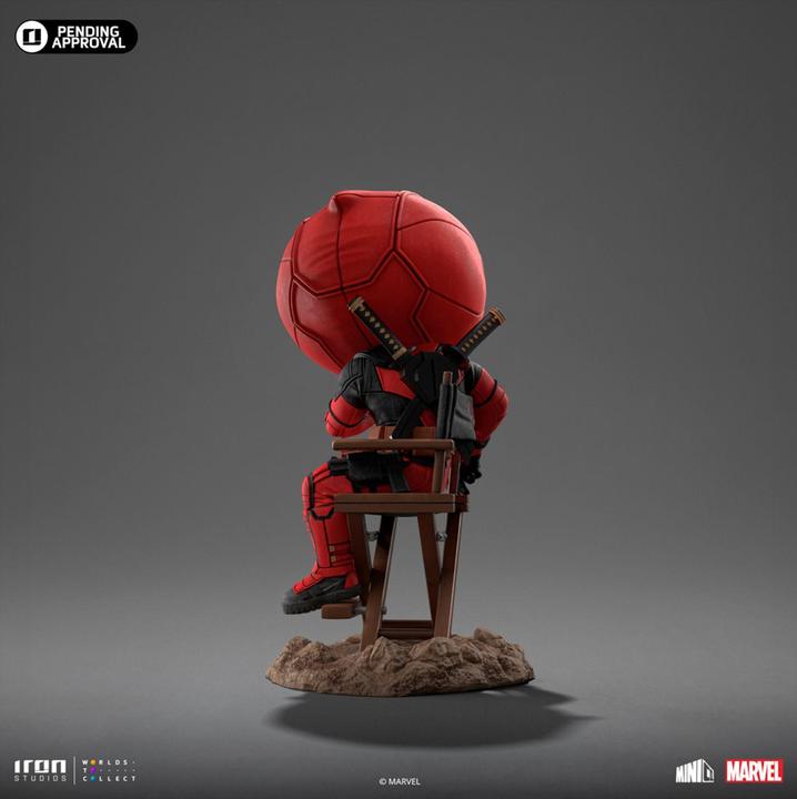 Actual product image Iron Studios Marvel Deadpool & Wolverine Mini Co. PVC Deadpool 13 cm