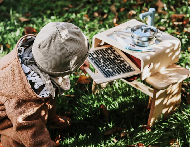 Actual product image small foot Children's kitchen Camping "tasty