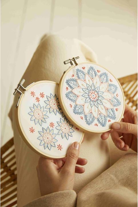 Produktbild DMC Mindful Making Duo Blumen-Mandala