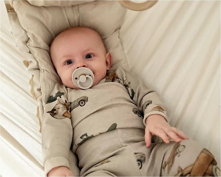 Actual product image Membantu Spring cradle