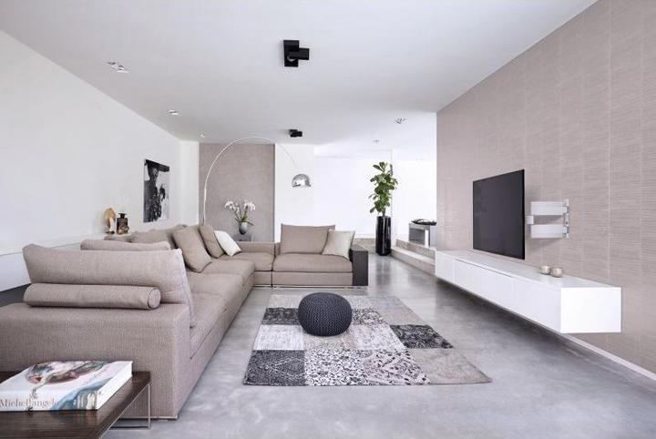 Actual product image Vogels Thin 545 (Wall, 65", 25 kg)