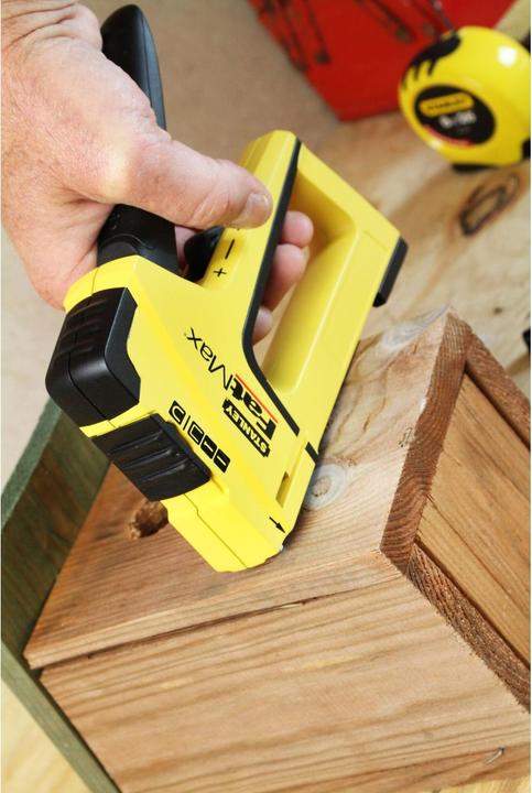 Image du produit Stanley Agrafeuse manuelle et cloueuse TR400 4en1