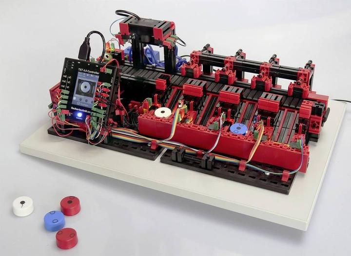 Actual product image Fischertechnik Quality assurance with AI simulation model Finished device 9 V