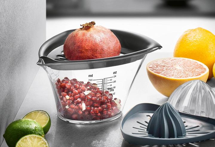 Actual product image GEFU Pomegranate corer and juicer 'Fruti