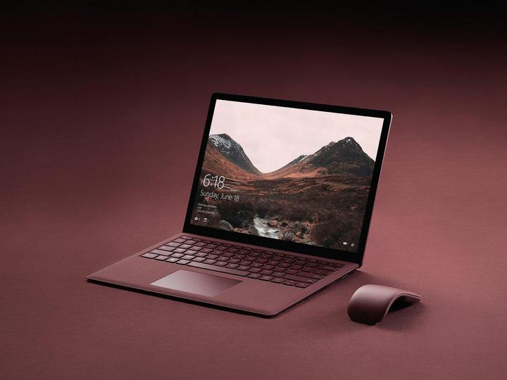 Image du produit Microsoft Surface Laptop (13.50", Intel Core i5-7200U, 8 Go, 256 Go)