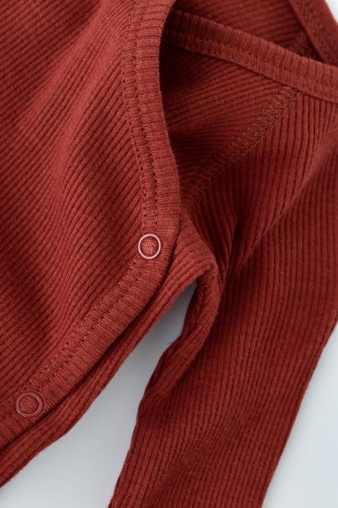 Produktbild BabyCosy 4 Stk Set. Hose. T-shirt. Mütze. Fausthandschuhe (56)