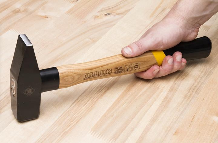 Actual product image Forte tools Metalworker's hammer with wooden handle, 800 g head weight, hammer with wooden handle, premium tool (1026 g)