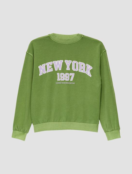 Produktbild s.Oliver Sweatshirt Oversized-Sweatshirt mit Waschung und Frontprint (M)