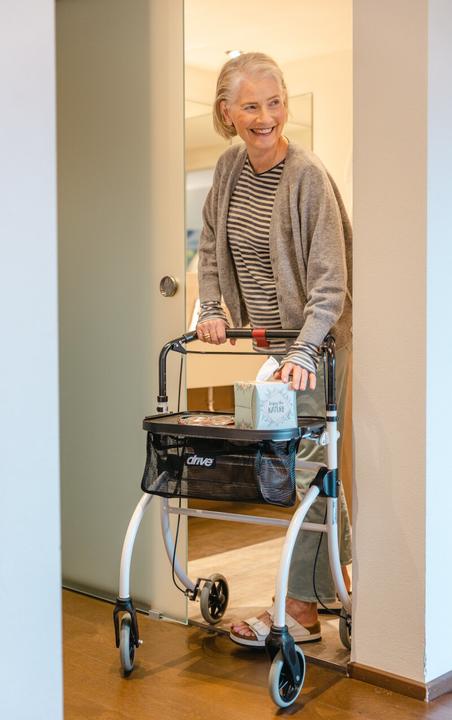 Produktbild Drive Indoor-Rollator Roomba