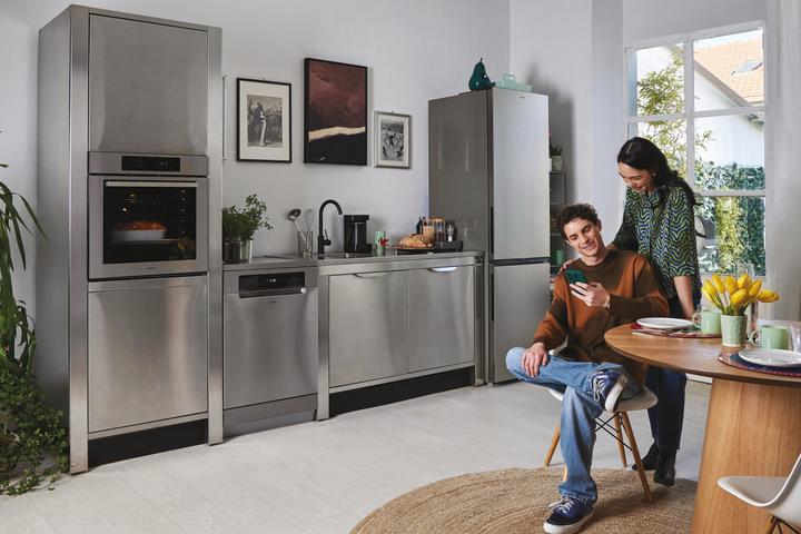 Actual product image Candy CNCQ4T620CX (409 l)