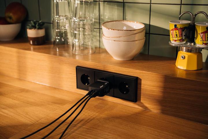 Image du produit Verbatim Mini GaN 3 Port Charger (70 W)