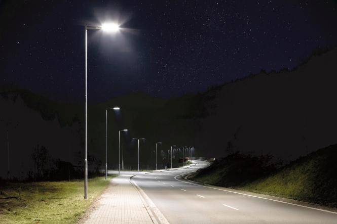 Produktbild Philips LED-Lampe E27 24,5W 3000K 4000lm C ws AC opal 300° Ø91,5x218mm 220-240V (E27, 24.50 W, 4000 lm, 6 x, C)