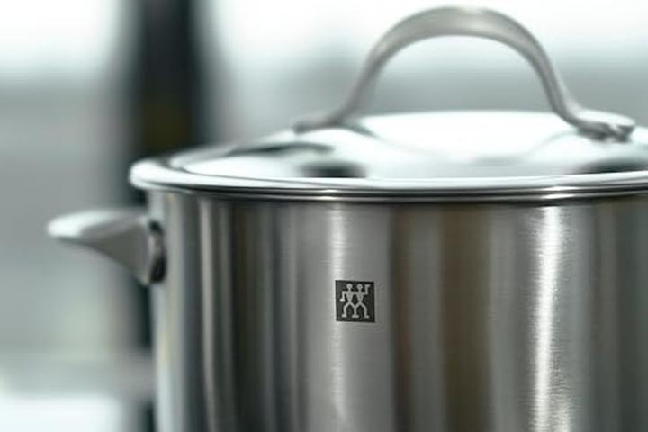 Image du produit Zwilling Essence (16 cm, Casserole, Aluminium, Acier inoxydable)