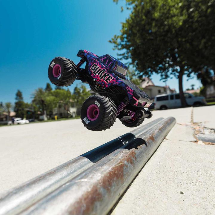 Immagine prodotto Arrma Monster Truck Quake Grom 4x4 Brushed RTR 1:16 Lila (RTR pronto all'uso)