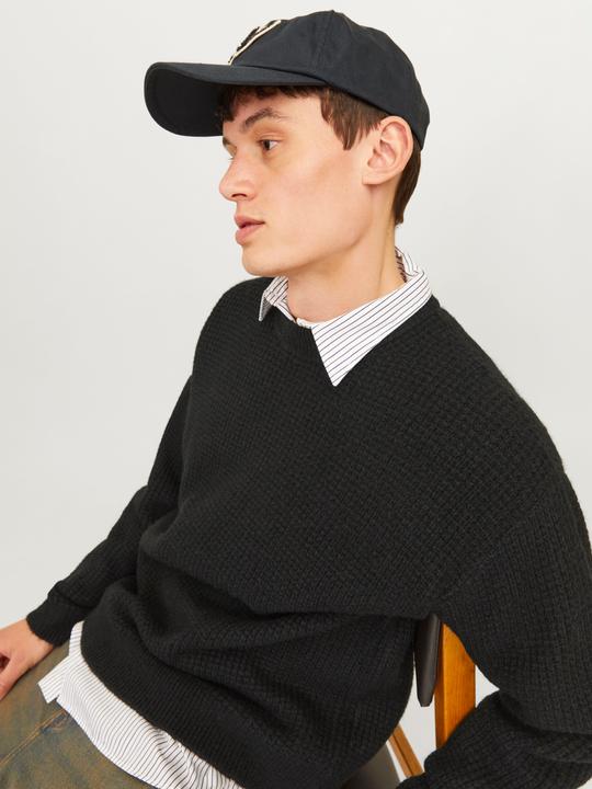 Produktbild Jack & Jones Einfarbig Strickpullover mit Rundhals Strickpullover mit Rundhals (XS)