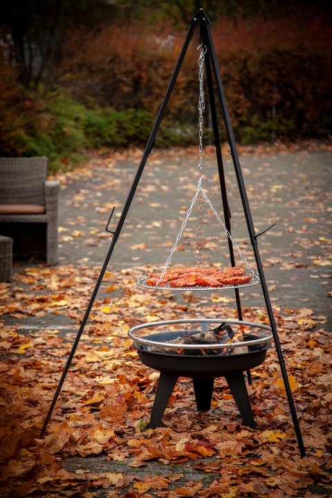 Produktbild Grillfürst Dreibein für Dutch Oven oder Schwenk Grillrost / höhenverstellbar, inkl. Kette und Haken