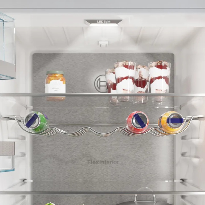 Produktbild Bosch Hausgeräte Serie 4 KGV362WEAS, 308 L, SN-T, 4.5 kg/24h, E, Fresh zone compartment, White (308 l)