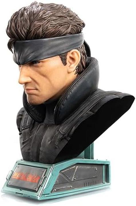 Actual product image First 4 Figures Metal Gear Solid buste Grand Scale Solid Snake 31 cm