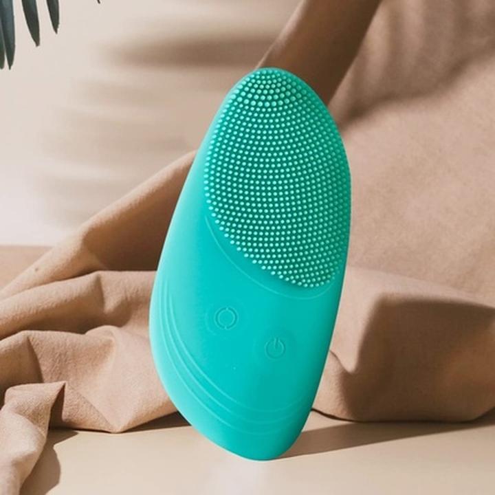 Produktbild USU Cosmetics Easy Nusu Gesichtsreinigungsbürste für sanfte Tiefenreinigung - aus Silikon -