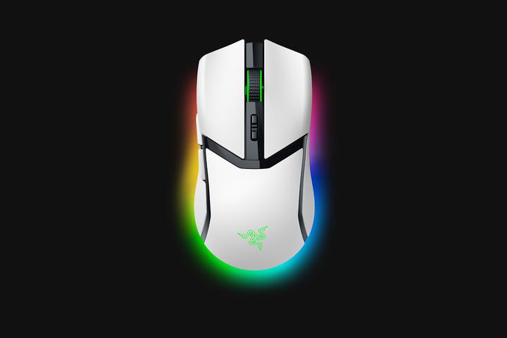 Actual product image Razer Cobra Pro (Wireless)