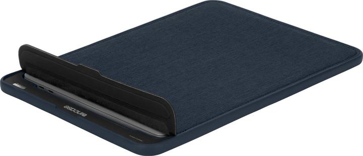 Actual product image Incase Icon (14", Apple)