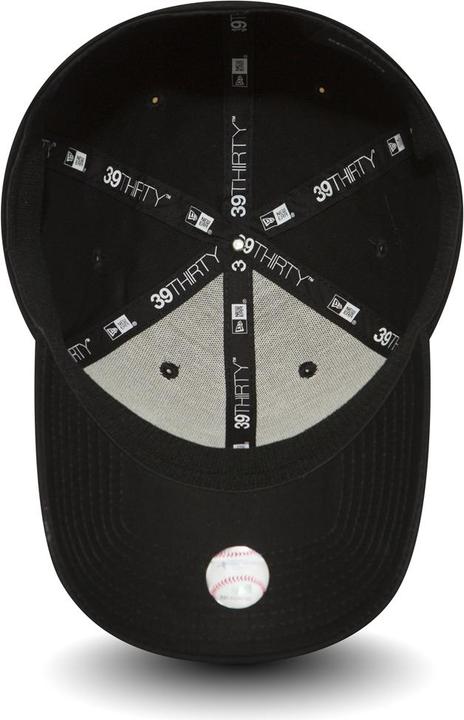 Actual product image New Era 39Thirty League Basic New York Yankees (M, L)
