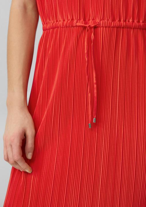 Produktbild S.Oliver Kleid Gestreiftes Kleid im Relaxed Fit mit überschnittenen Schultern (46)