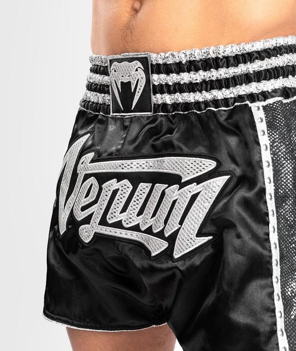 Produktbild Venum Absolute 2.0 Muay Thai Shorts - Black/Silver - M (M)