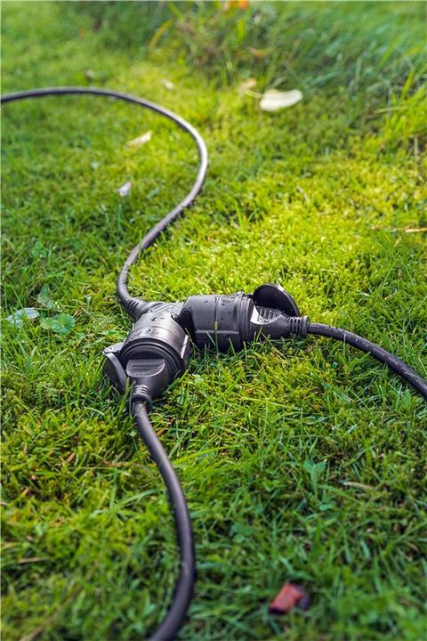 Produktbild Goobay Doppel-Verlängerungskabel Outdoor (5 m, CEE 7/3)