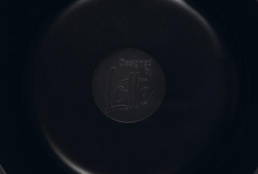 Schwarz