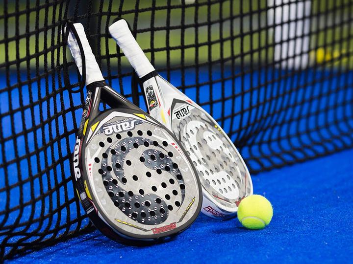 Image du produit Smartbox 1h d'entraînement de padel avec un coach près de Zurich (1 pers.)