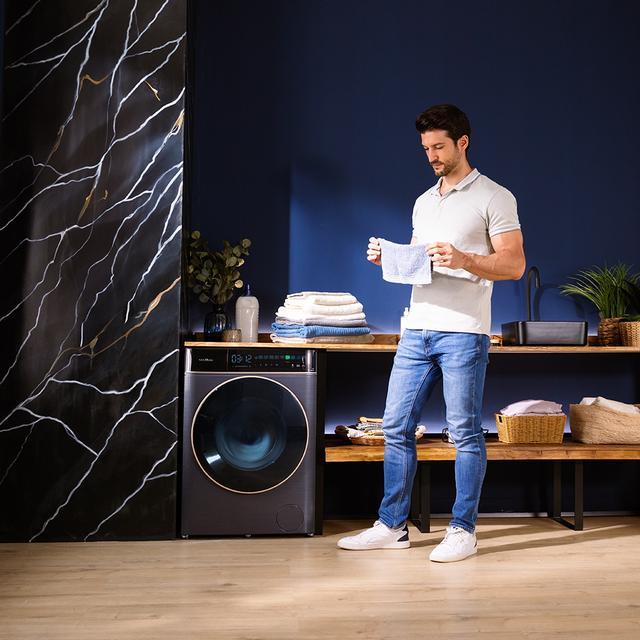 Actual product image Cecotec Bolero DressCode 9900 Inverter FullColor Ice Blue A (9 kg, Left)