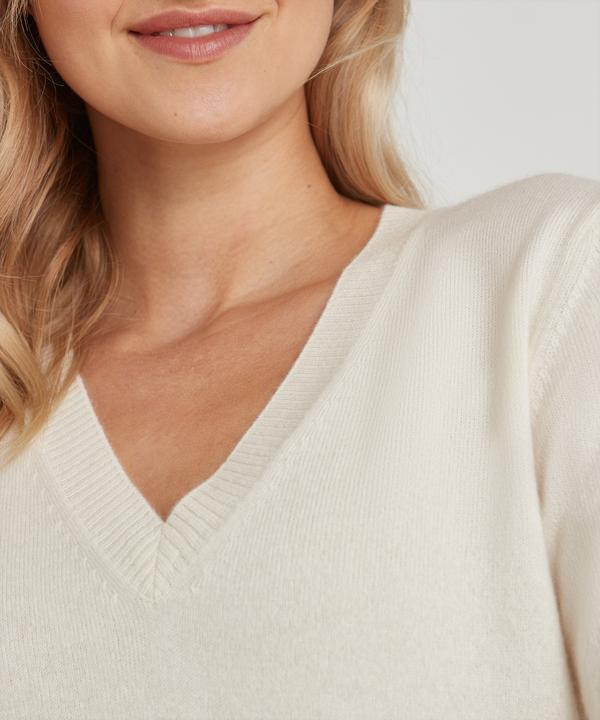 Actual product image Falke LU Classic V-Neck w (S)