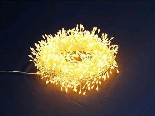 Actual product image Lotti LED cluster light chain 200 ww LEDs (2.10 m)