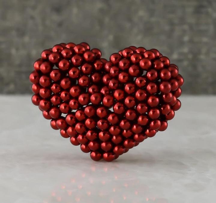 Actual product image Neoballs Sphere Magnets Red