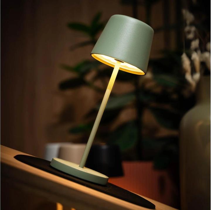 Immagine prodotto Silwy Lampada da tavolo Lampada a calamita Monaco Verde oliva incl. (200 lm)