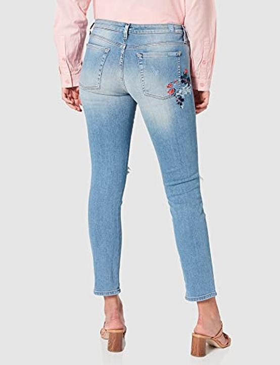 Actual product image 7 For All Mankind Pyper Crop Skinny Jeans (W27/L27)